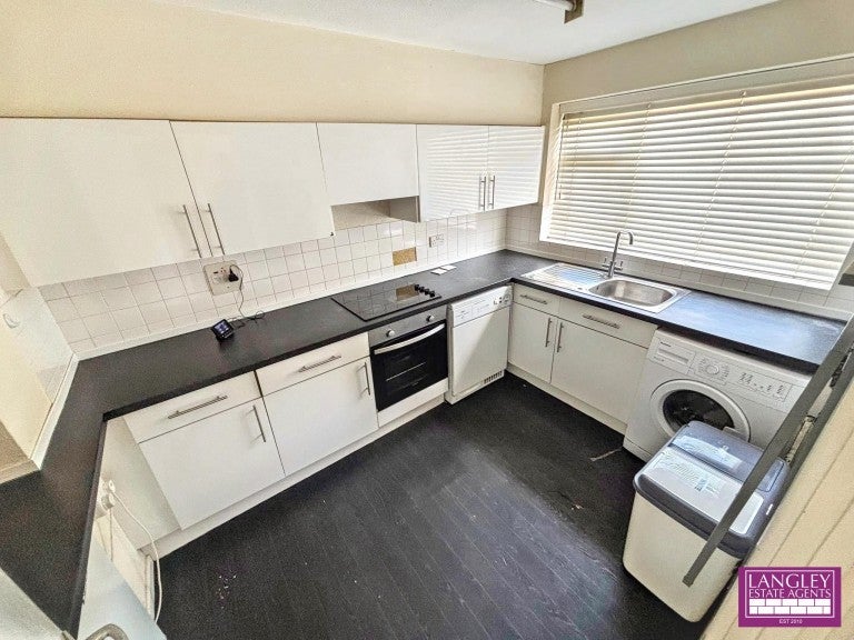 House Stambourne Way in Greater London