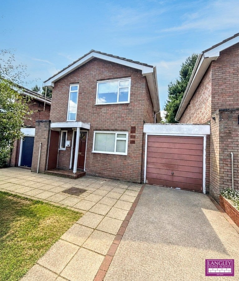 House Stambourne Way in Greater London