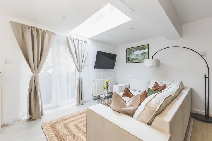 Flat Fordwych Road in Greater London