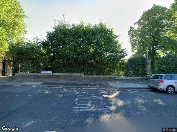 Flat Parade Ground Path in Greater London
