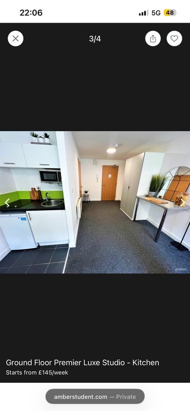 Room Tudor Road in Leicester