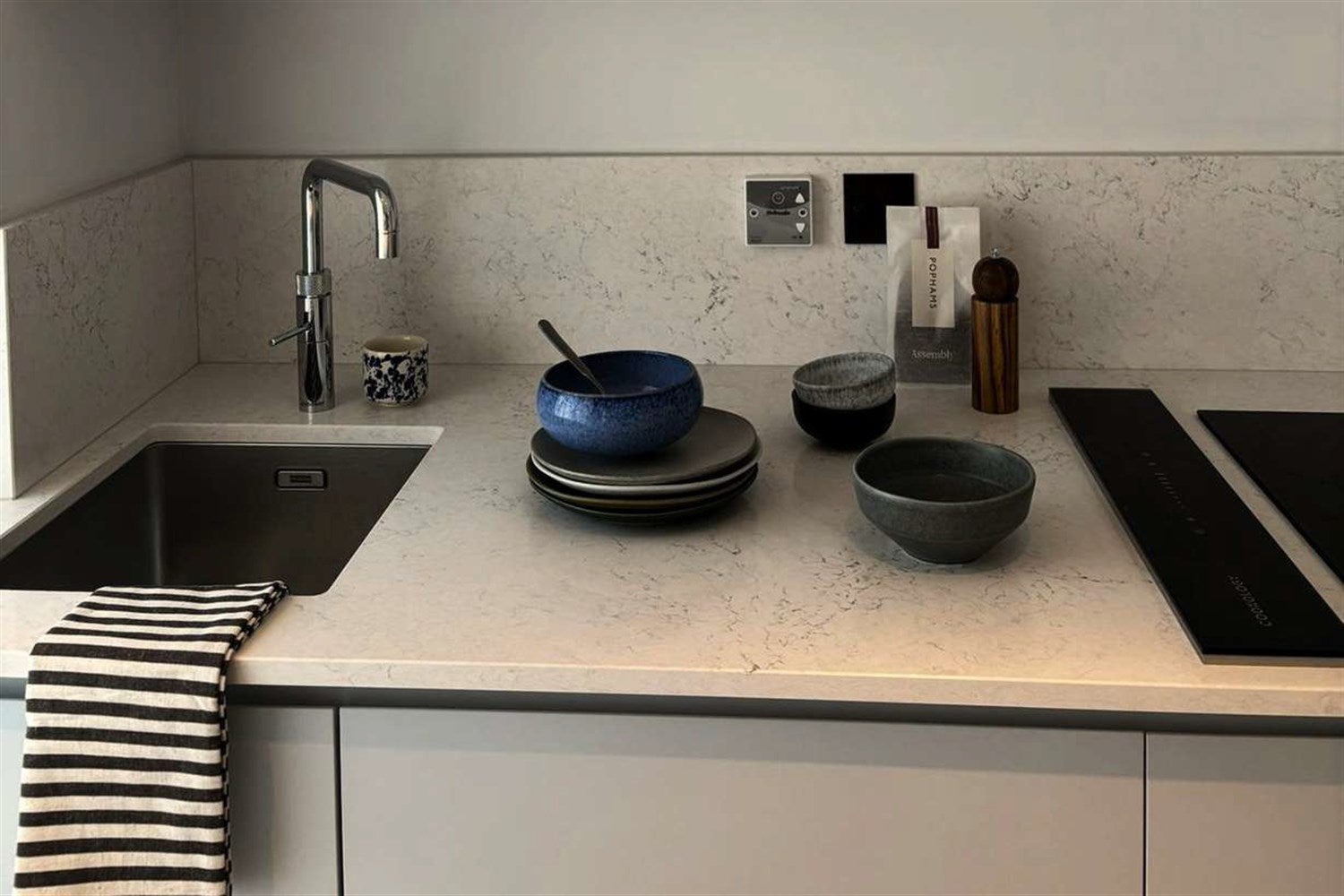 Flat Gloucester Road in Greater London
