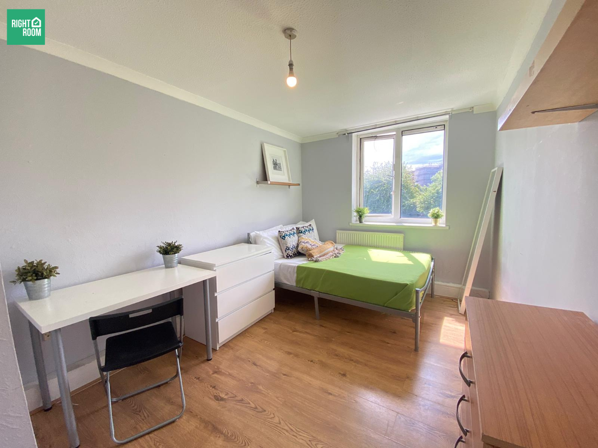 Room Caledonian Road in Greater London