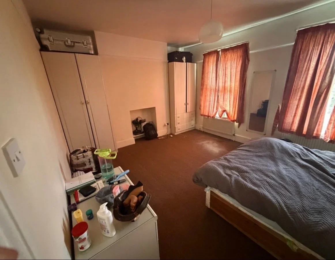 Room Matrimony Place in Greater London