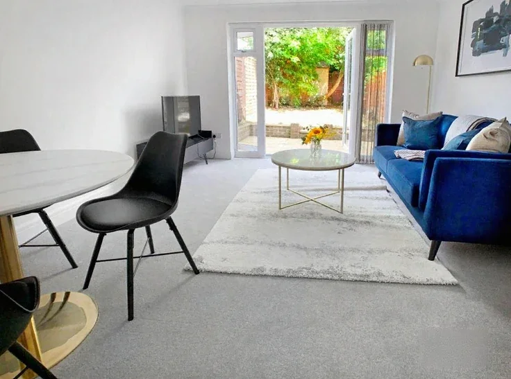 House Coleridge Close in Twyford