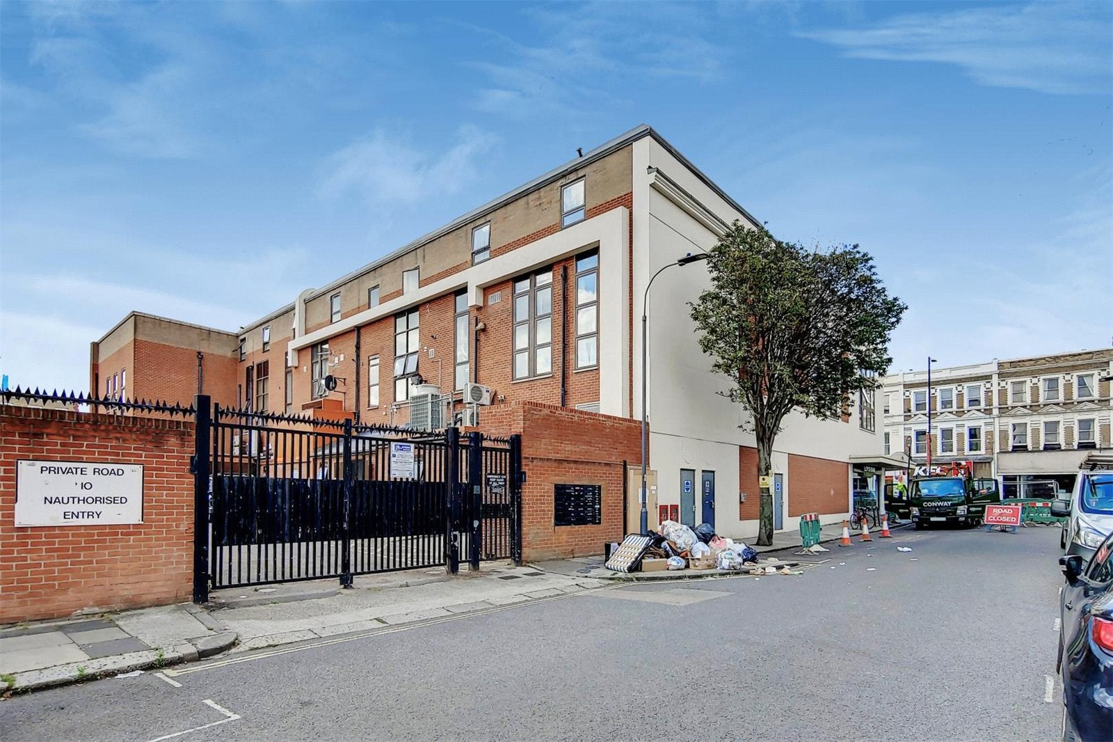 Flat North End Road in Greater London