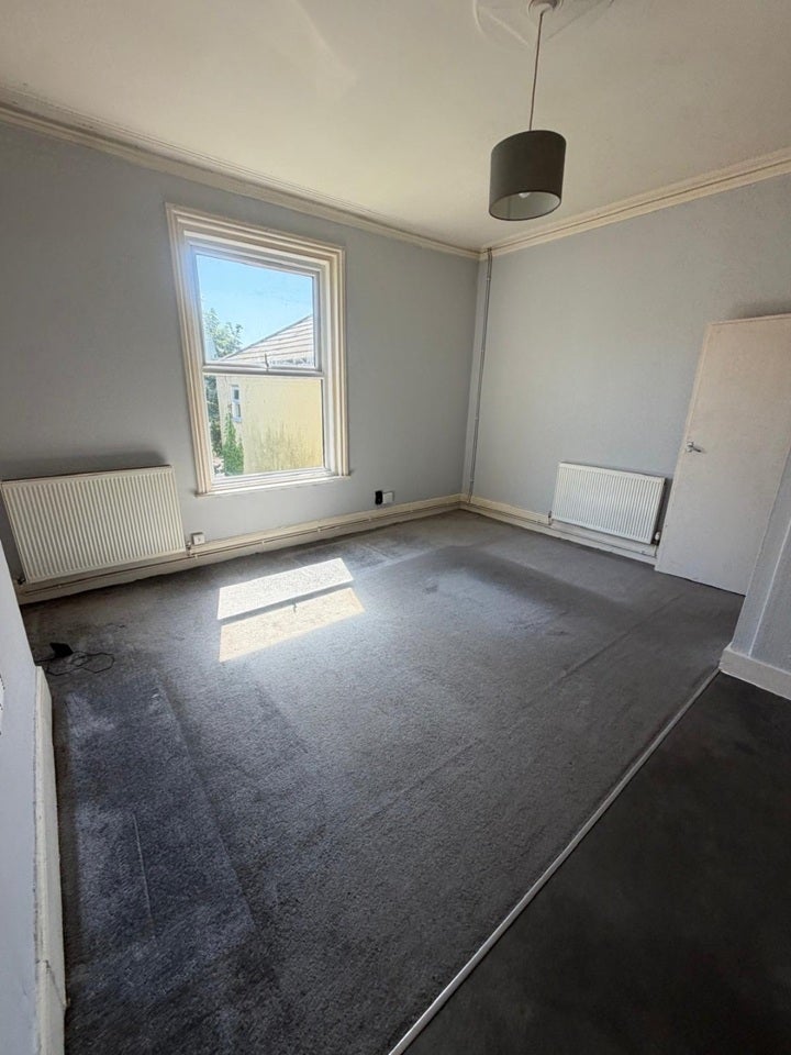 Flat Ashburnham Road in St Leonards
