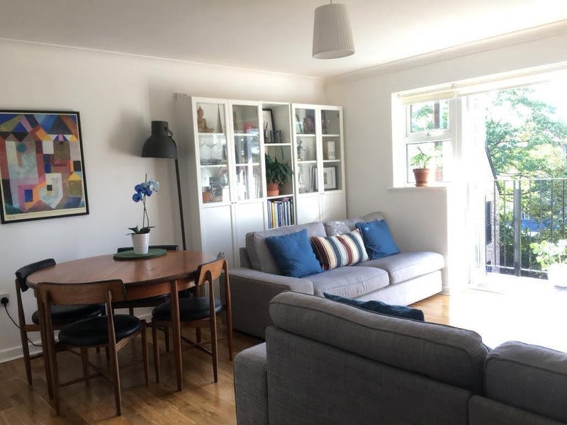 Room Weardale Road in Greater London