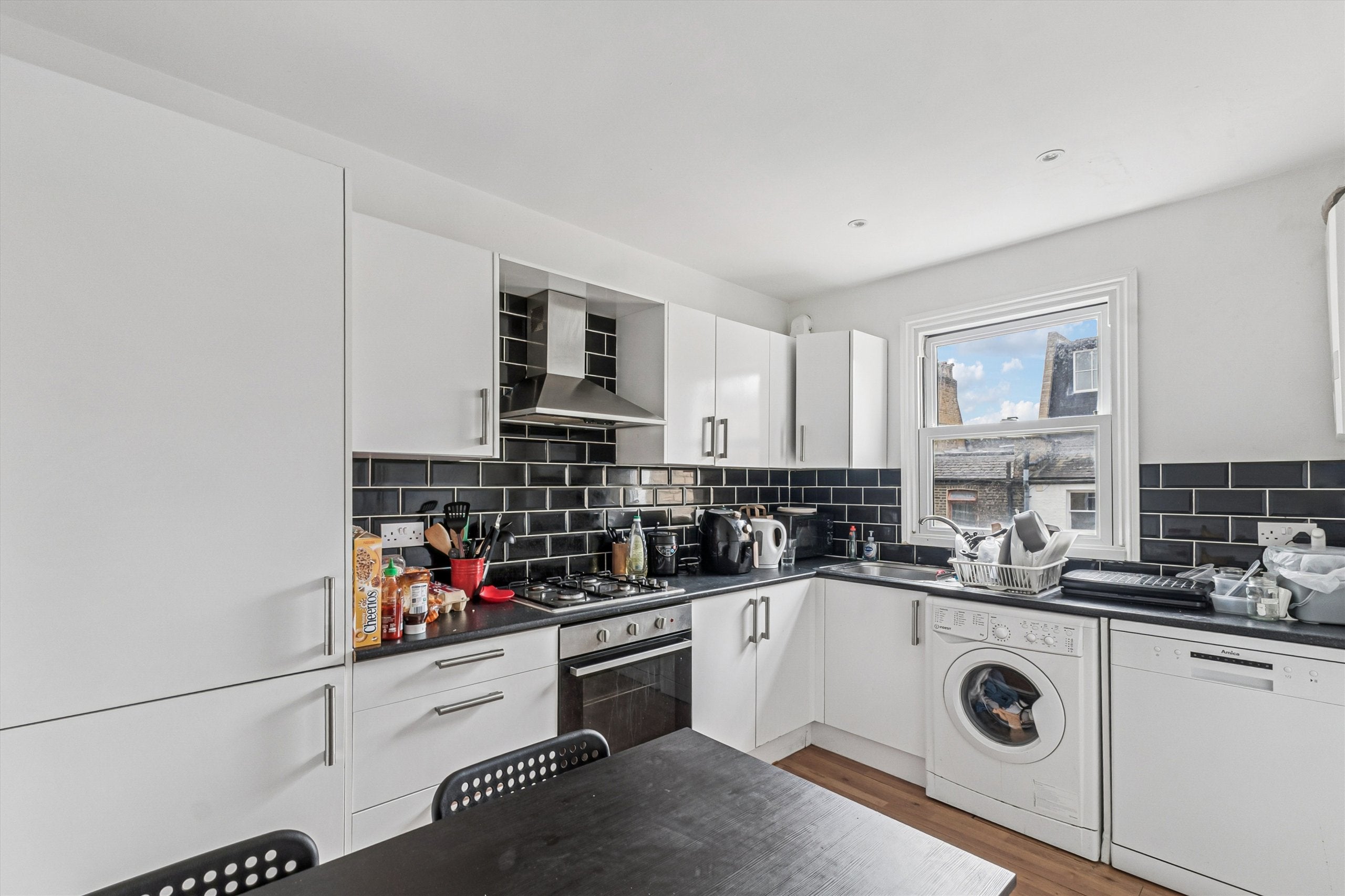 Flat Kilmaine Road in Greater London