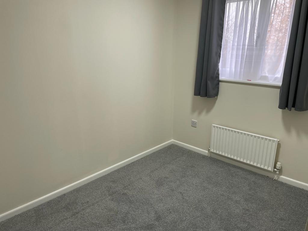 House Dore Close in Northampton