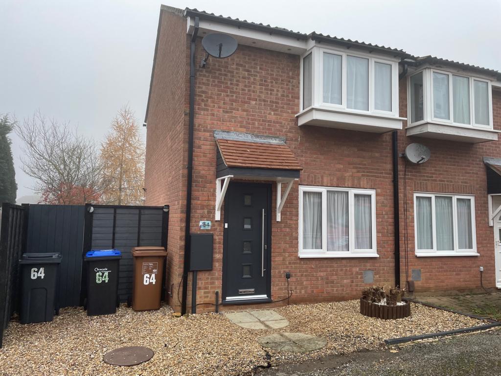 House Dore Close in Northampton