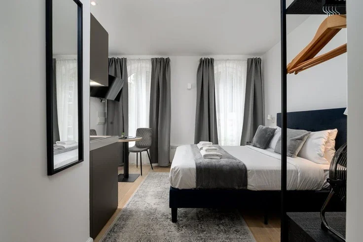 Flat Stockwell Street in Greater London