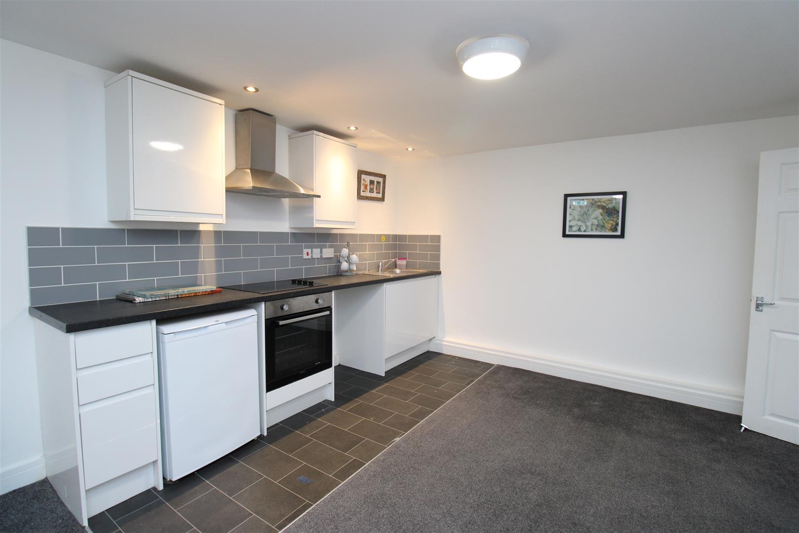 Flat Woodfield Road in Blackpool