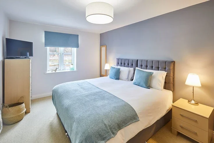 Flat Whitehall Landing in Whitby