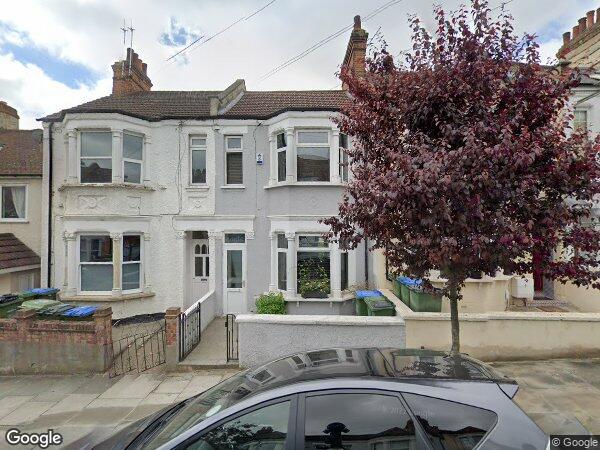Room Gatling Road in Greater London