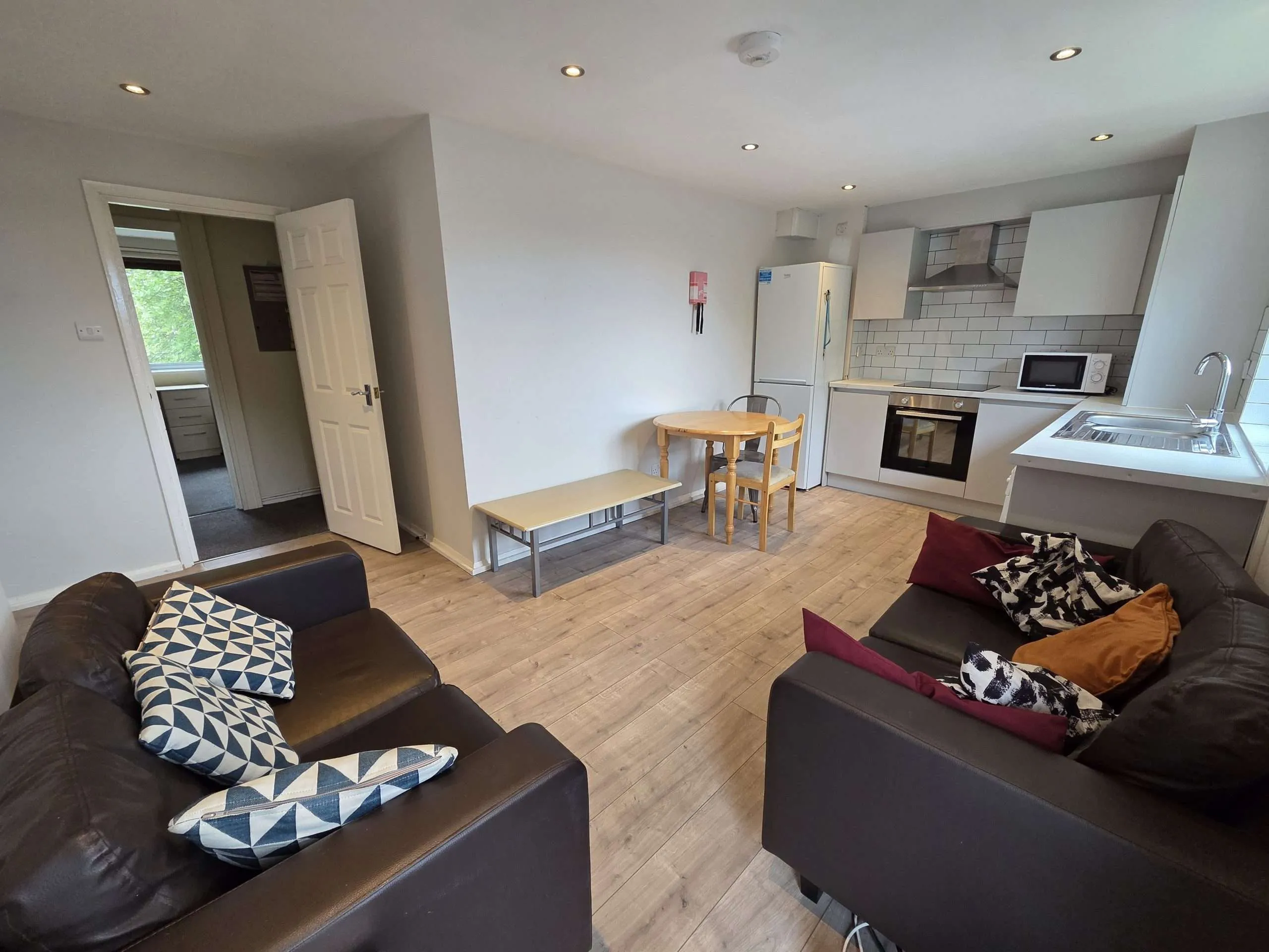 Flat Roebuck Road in Sheffield
