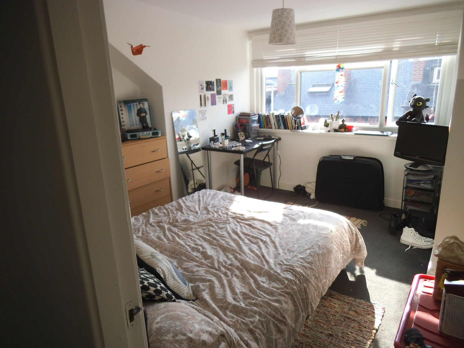 Room Carberry Place in Leeds