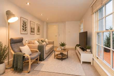 Flat Denbigh Street in London
