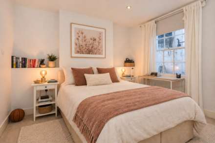 Flat Denbigh Street in London