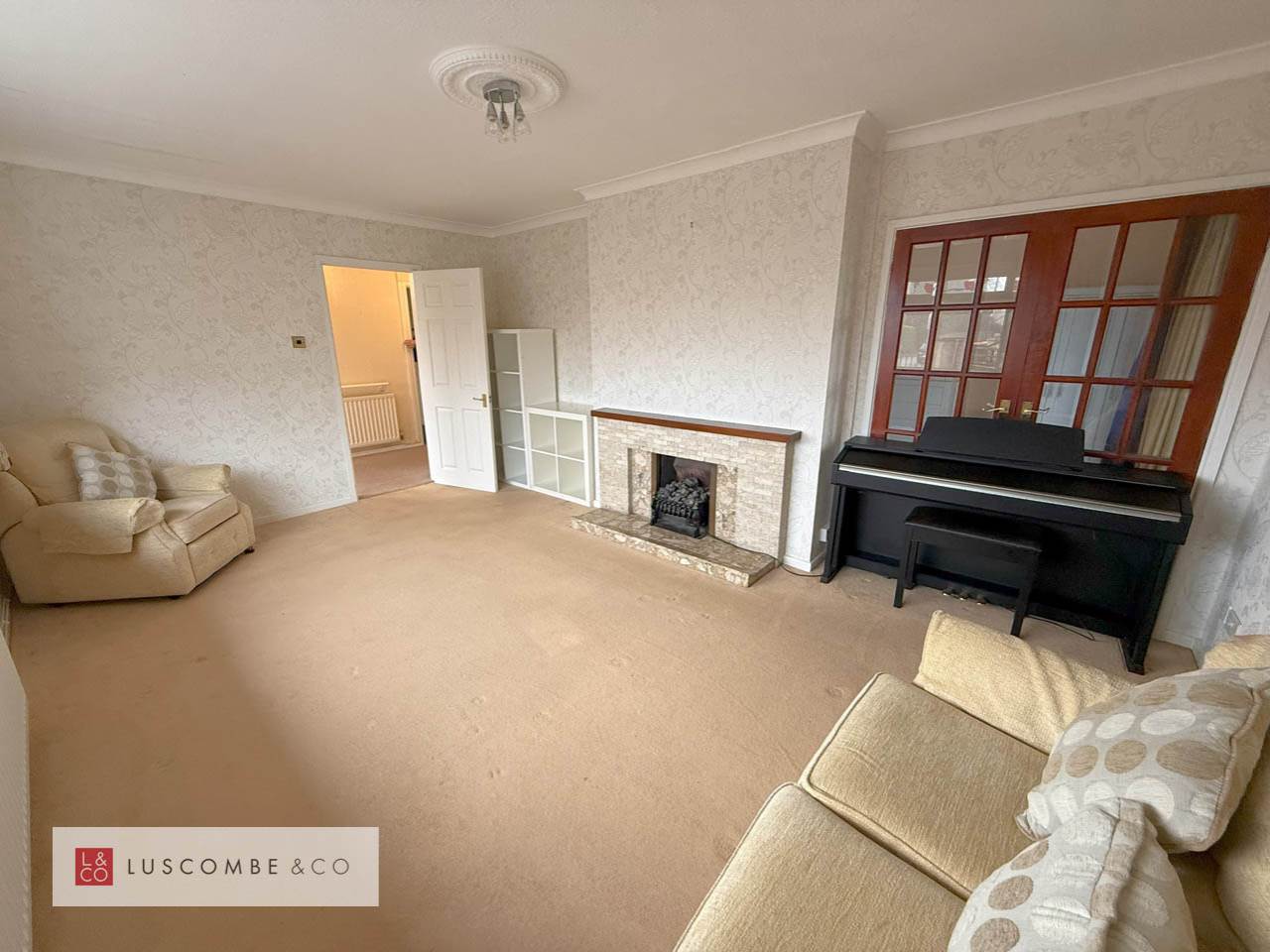 House Cefn Court in Newport