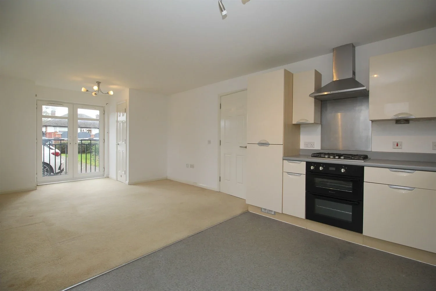 Flat Racecourse Mews in Charnwood