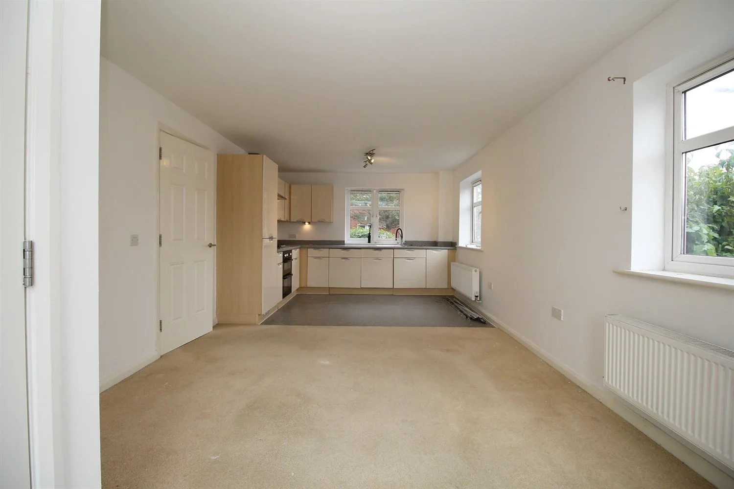 Flat Racecourse Mews in Charnwood