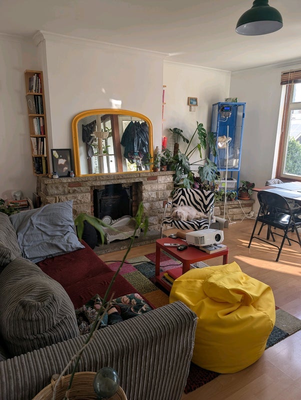 Room Ramsey Street in Greater London