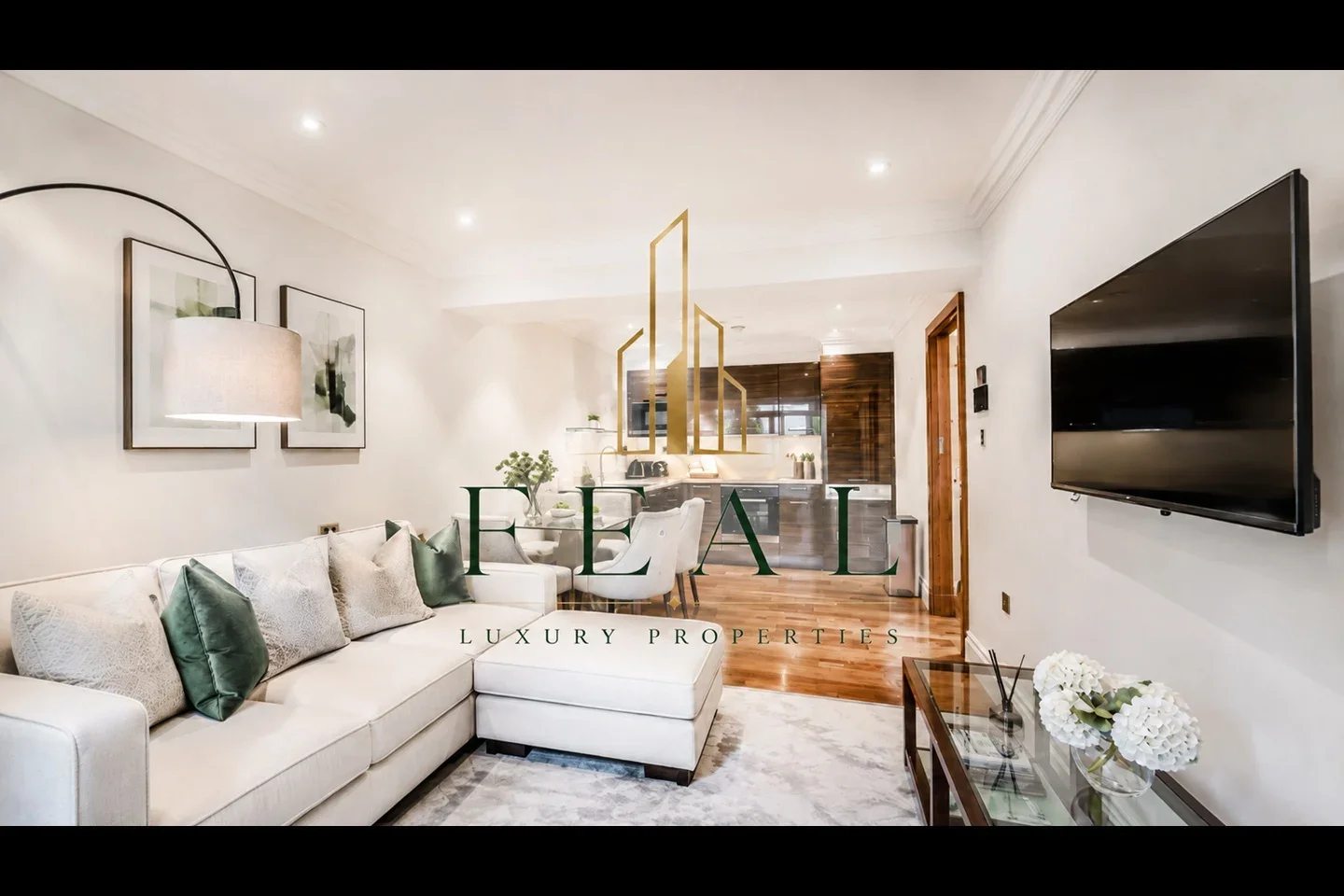 Flat Kensington Gardens Square in City of Westminster