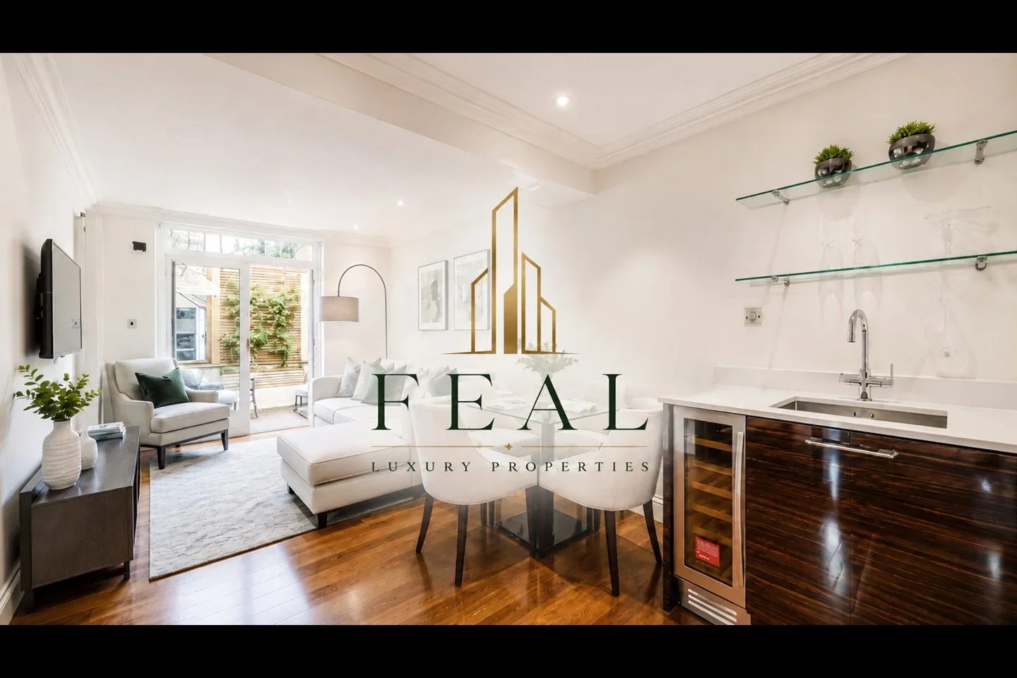 Flat Kensington Gardens Square in City of Westminster