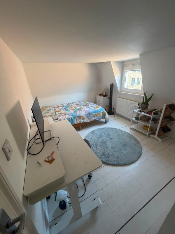 Room Baron Street in Greater London