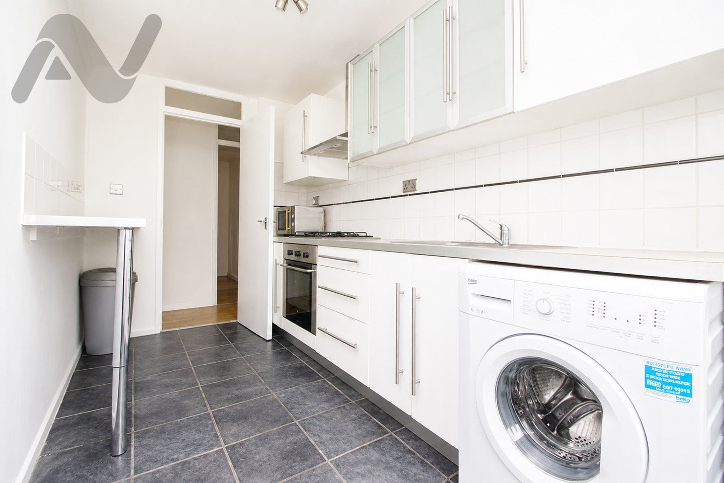 Room Alerton Walk in Greater London