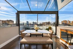 Flat Prince of Wales Terrace in Greater London