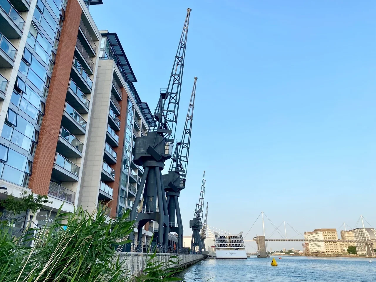 Flat Western Gateway in Greater London