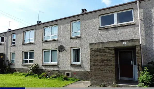 Flat Oxgangs Gardens in City of Edinburgh