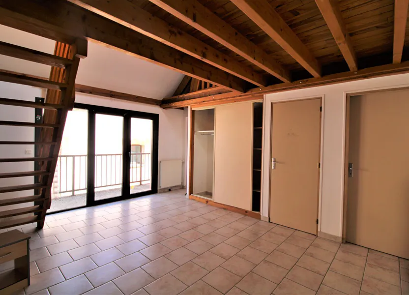 Appartement Chemin de la Lambinière à Quiers-sur-Bézonde
