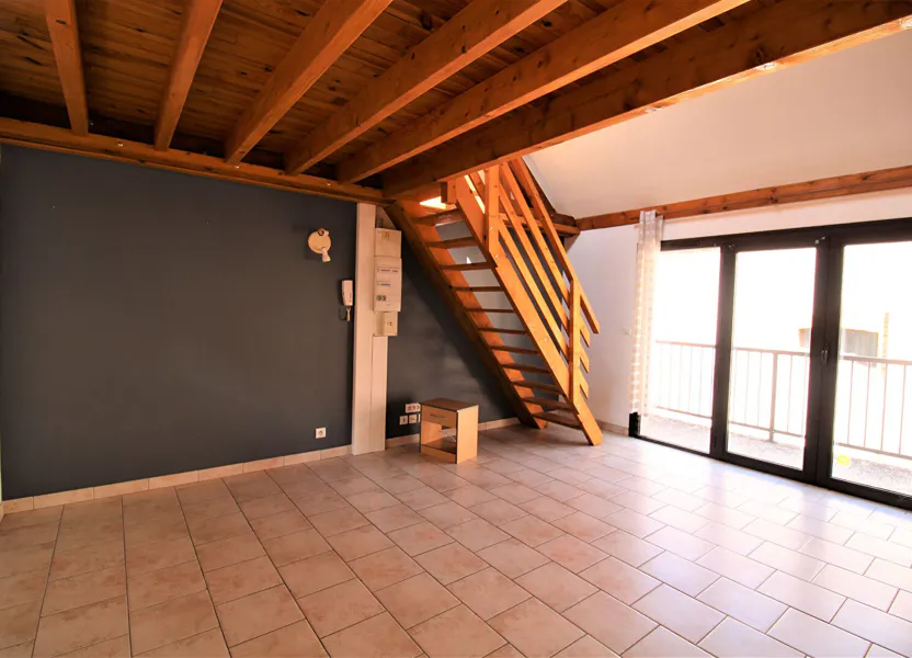 Appartement Chemin de la Lambinière à Quiers-sur-Bézonde