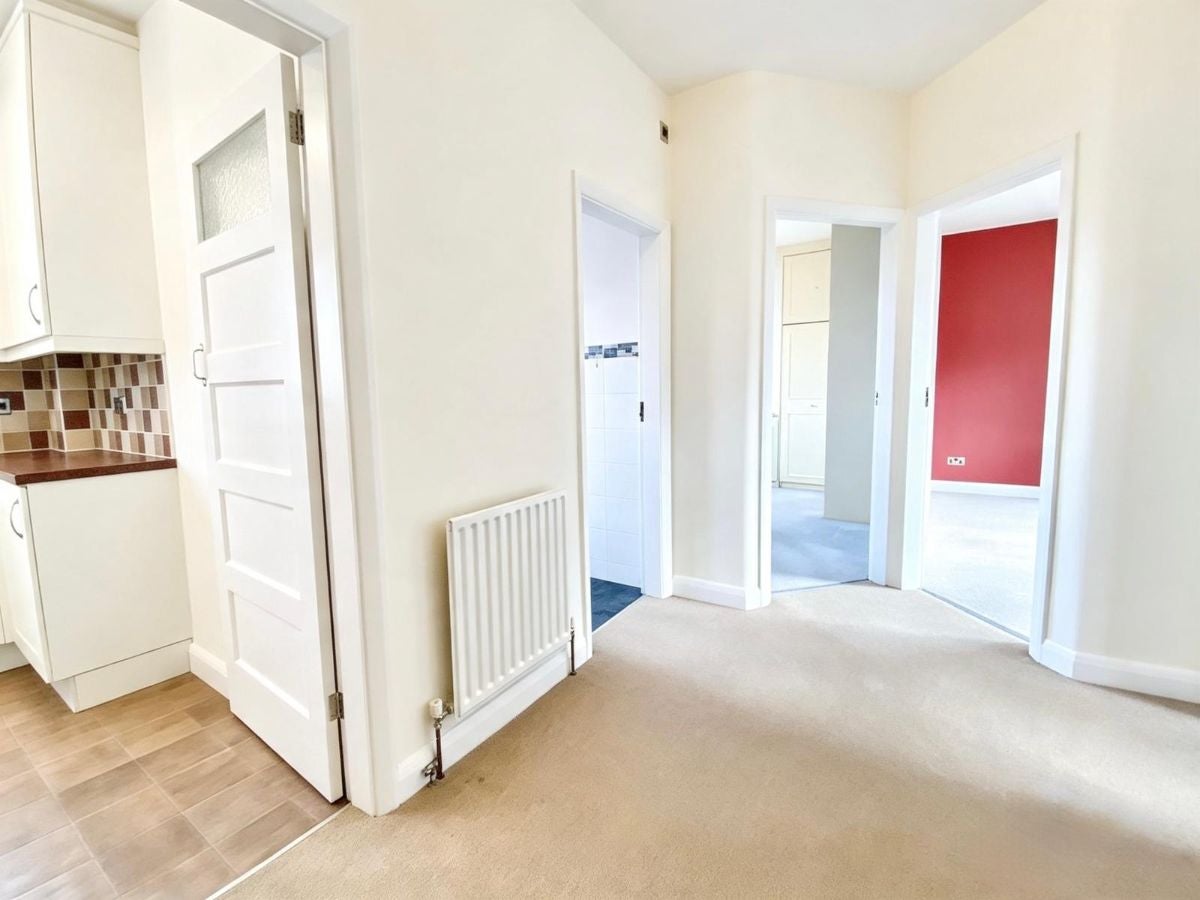 Flat Corbets Tey Road in Greater London