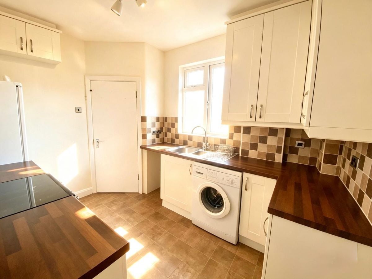 Flat Corbets Tey Road in Greater London