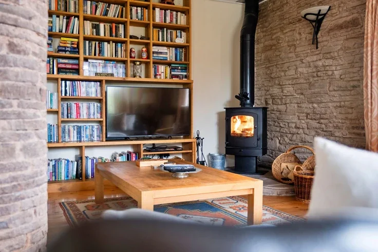 House Urishay Common in Llanrosser
