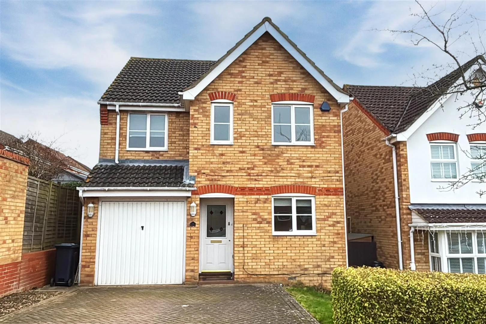 House Markham Road in Broxbourne