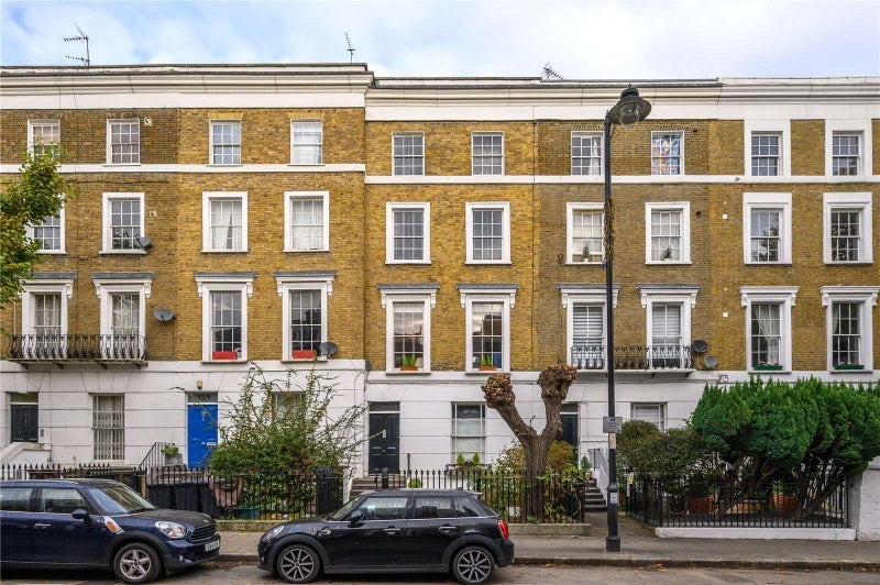 Room Offord Road in Greater London