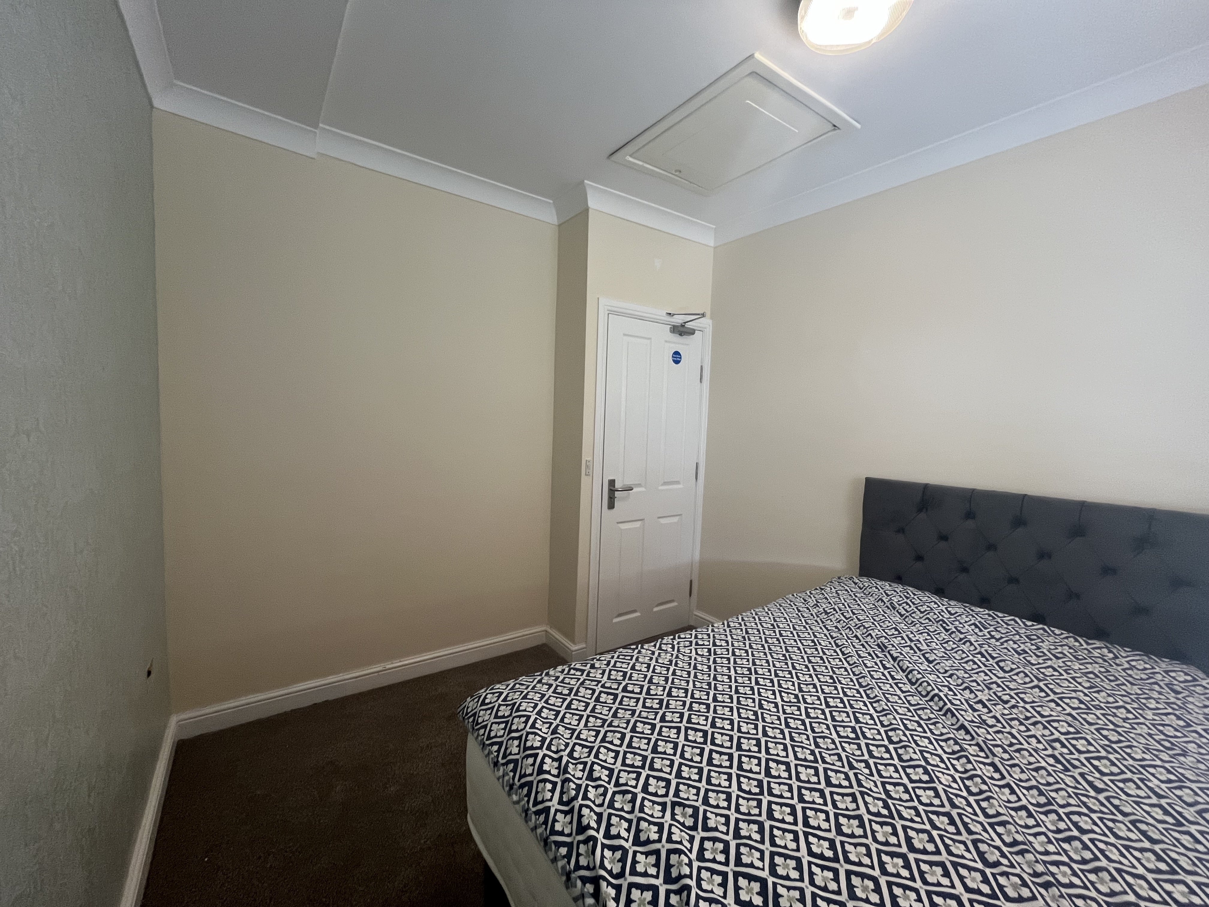 Room Sandford Road in Wareham St. Martin