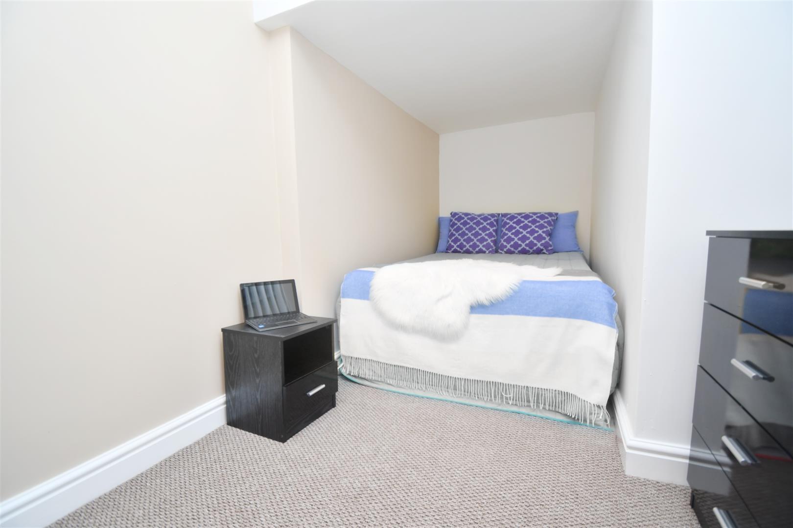 Room Lebanon Street in Burnley