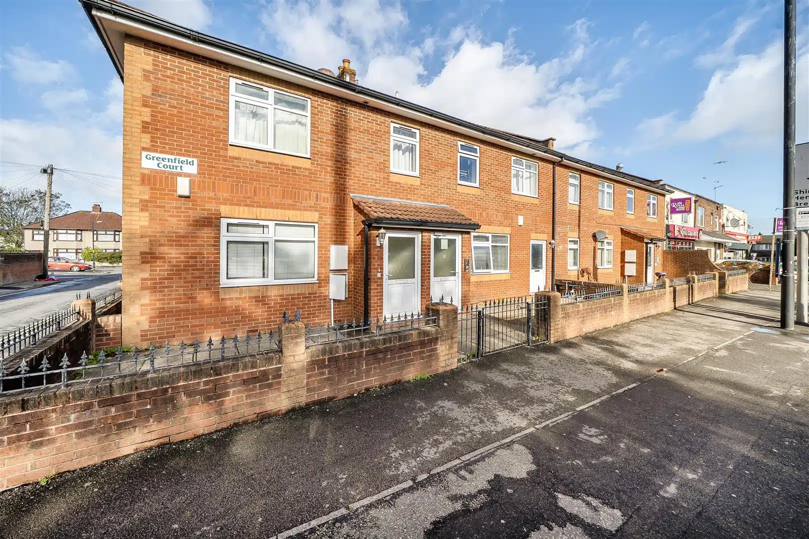 Flat Southmead Road in Bristol
