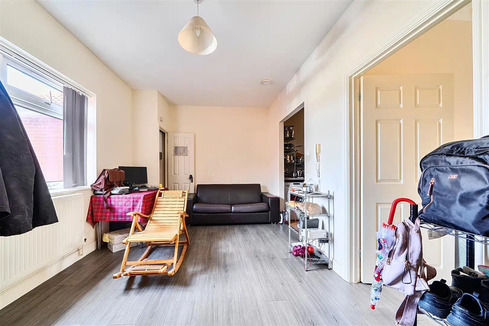 Flat Southmead Road in Bristol