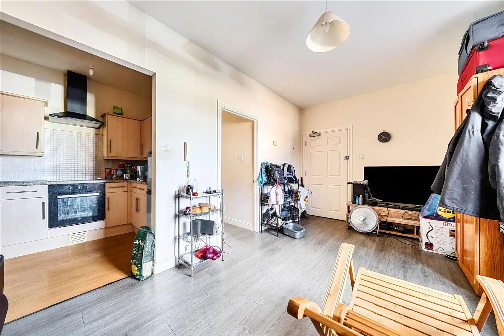 Flat Southmead Road in Bristol