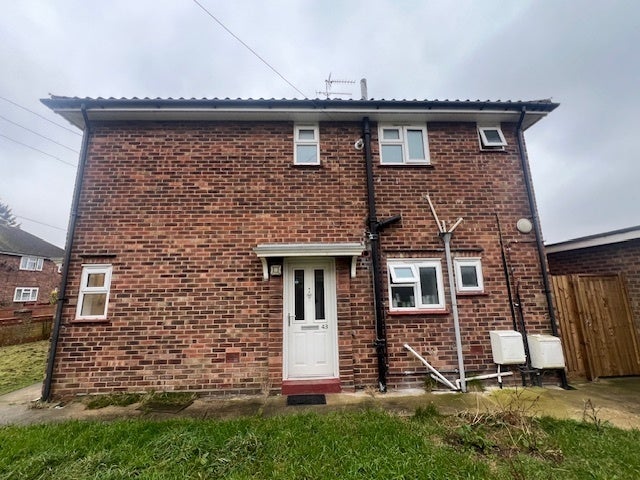 Flat Curwen Road in Mid Suffolk