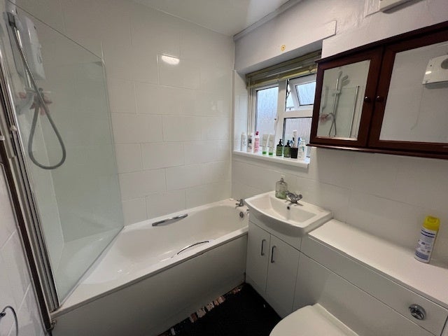 Flat Curwen Road in Mid Suffolk