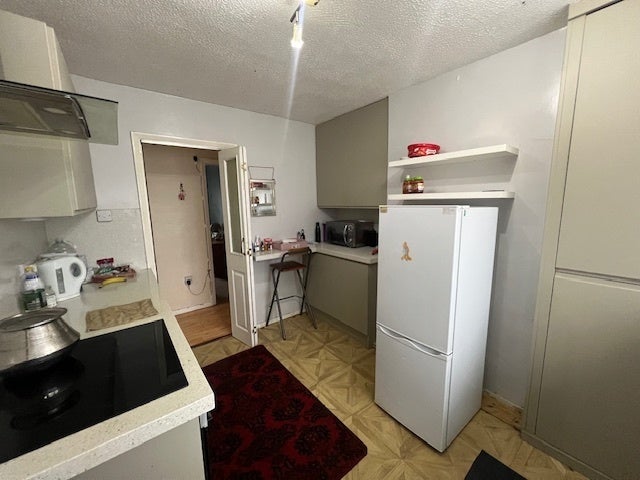 Flat Curwen Road in Mid Suffolk