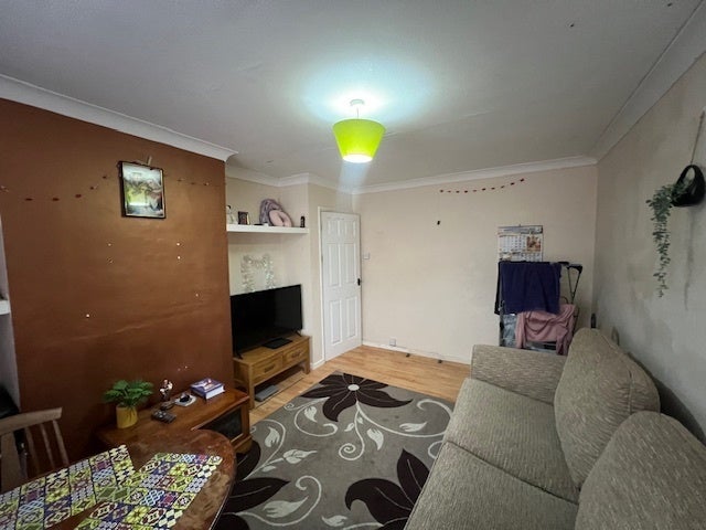 Flat Curwen Road in Mid Suffolk